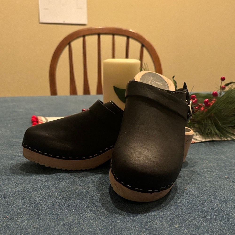 Lotta From Stockholm Black Leather Clogs